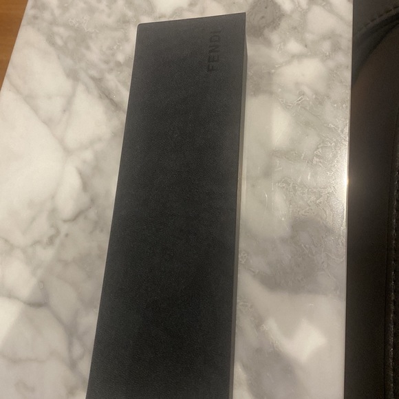 Fendi Watch - Picture 6 of 8